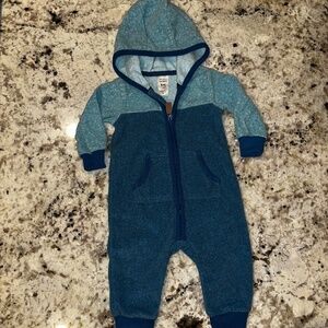*GENTLY WORN* Carter's 6 Month Front Zip Hooded Jumpsuit